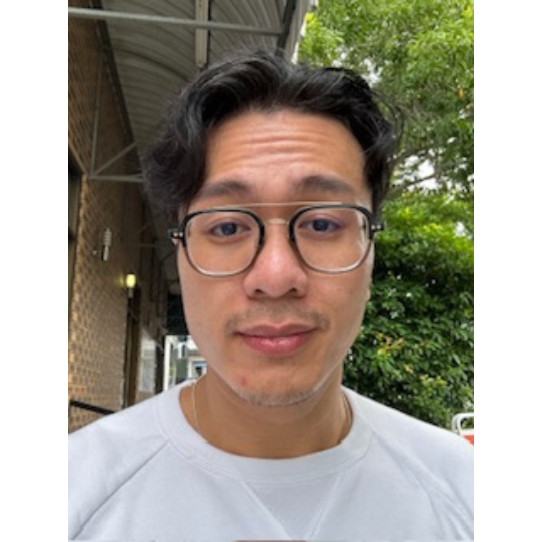 Dr Toan Headshot