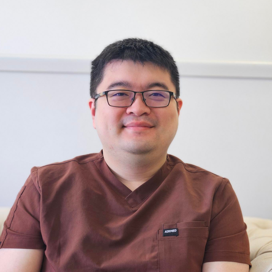 Dr Zuroon Hou-Hang Ho Headshot
